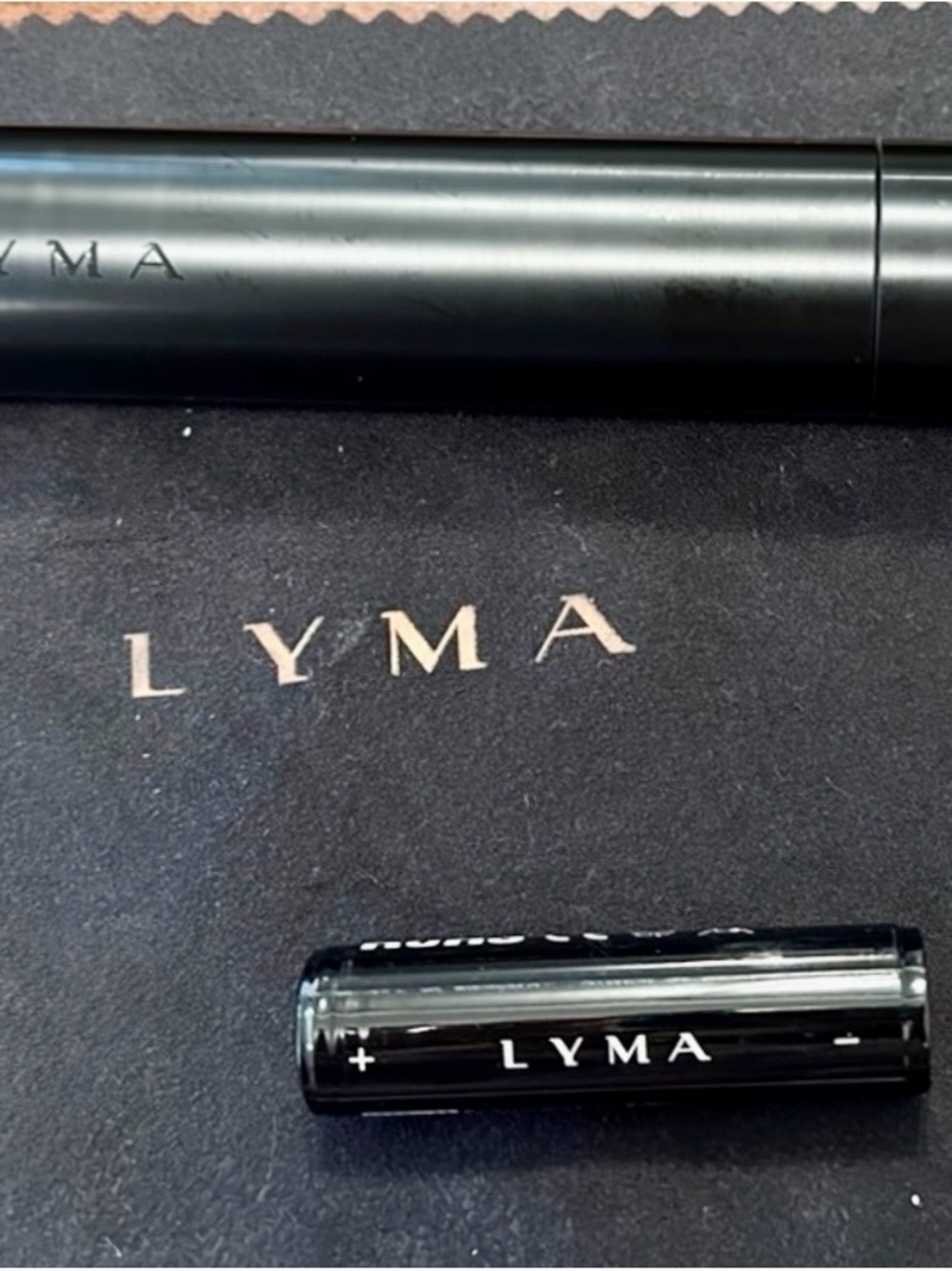 LYMALaser $2,695 ColdLaser Skincare Device Excellent Condition+Charger OnlyOwner - Picture 2 of 8